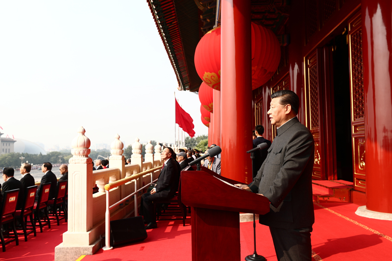 10月1日上午，慶祝中華人民共和國(guó)成立70周年大會(huì)在北京天安門廣場(chǎng)隆重舉行。中共中央總書記、國(guó)家主席、中央軍委主席習(xí)近平發(fā)表重要講話。